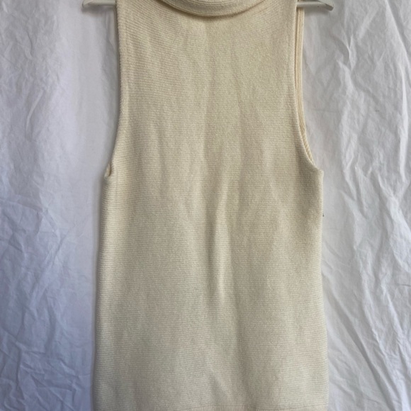 Free People Women's Turtle Neck Sleeveless Pullover Size XS - Picture 10 of 15